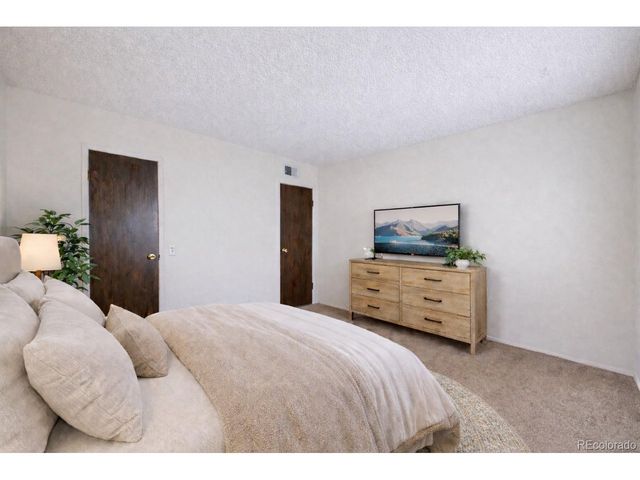 8555 Fairmount Dr G105, Denver, CO 80247