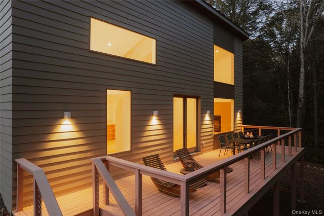 1 Brook Drive, Narrowsburg, NY 12764