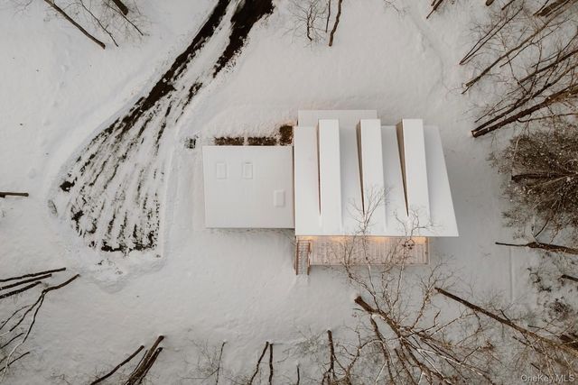 1 Brook Drive, Narrowsburg, NY 12764