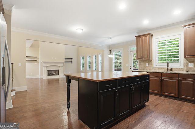 115 Cochran Farms Drive, Roswell, GA 30075