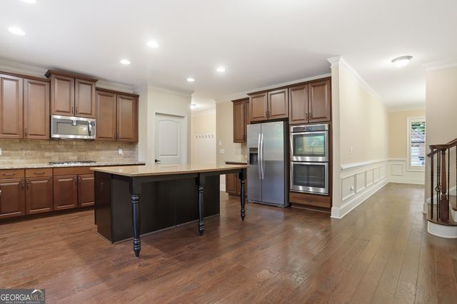 115 Cochran Farms Drive, Roswell, GA 30075