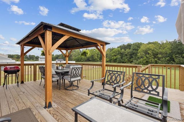 7858 Sierra Drive, Belding, MI 48809
