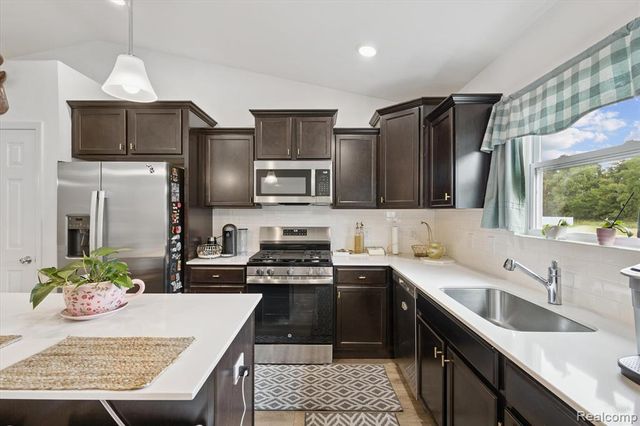 7858 Sierra Drive, Belding, MI 48809