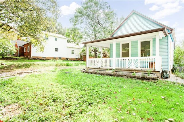 11215 Evans Street, Sugar Creek, MO 64054
