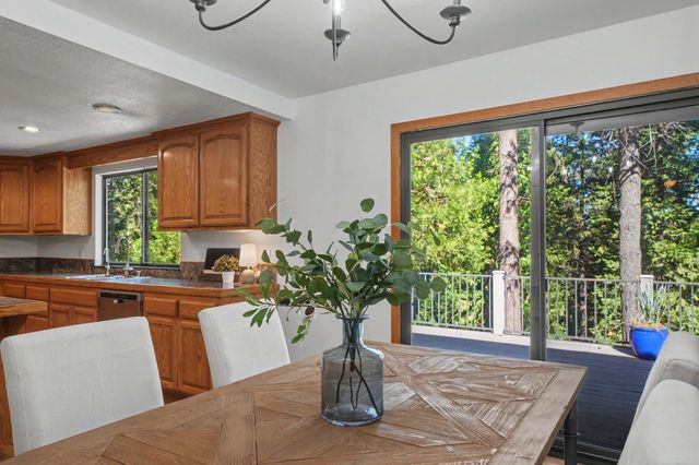 22401 Shake Ridge Rd, Volcano, CA 95689