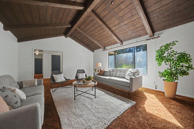 22401 Shake Ridge Rd, Volcano, CA 95689