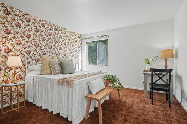 22401 Shake Ridge Rd, Volcano, CA 95689