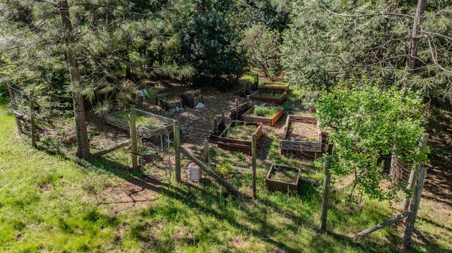 22401 Shake Ridge Rd, Volcano, CA 95689