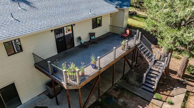 22401 Shake Ridge Rd, Volcano, CA 95689