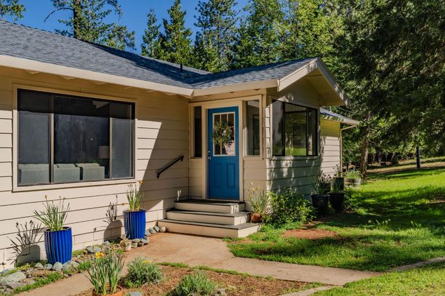 22401 Shake Ridge Rd, Volcano, CA 95689