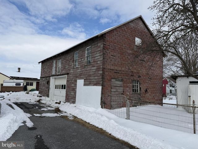 63 N LEBANON ST, Lebanon, PA 17042