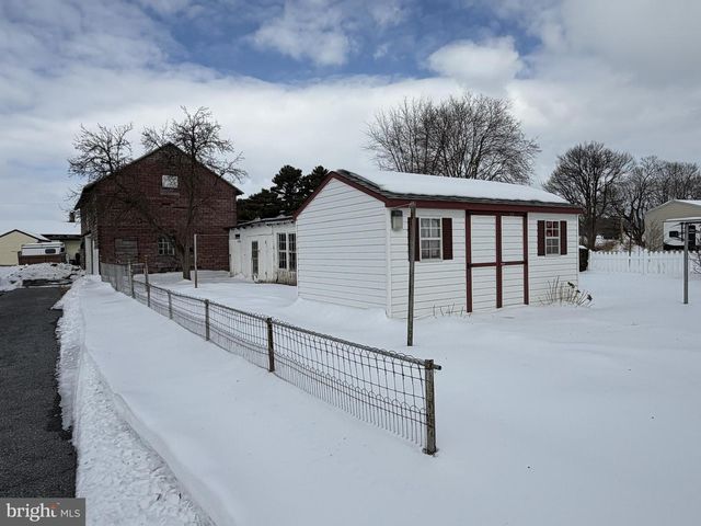 63 N LEBANON ST, Lebanon, PA 17042