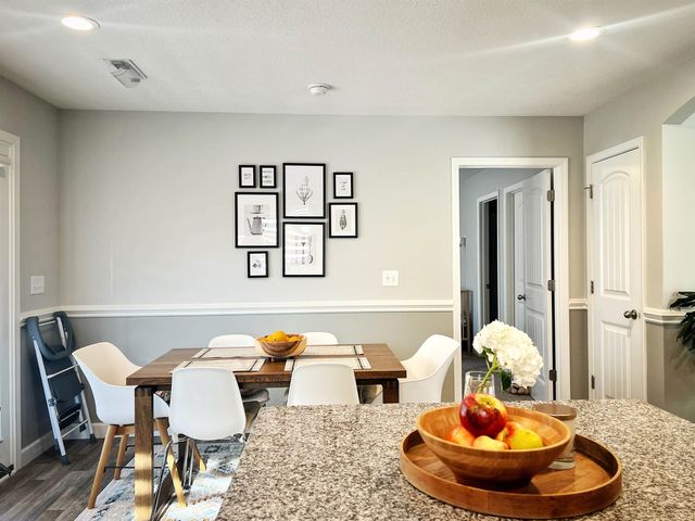 496 Old John Dodd Road, Boiling Springs, SC 29316