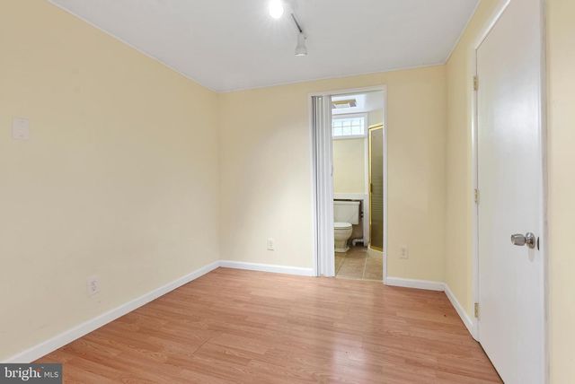 2321 HOLYOKE RD, Rosedale, MD 21237