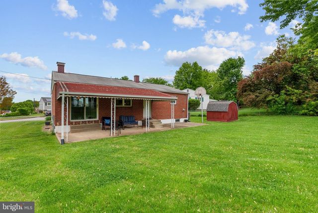 2321 HOLYOKE RD, Rosedale, MD 21237