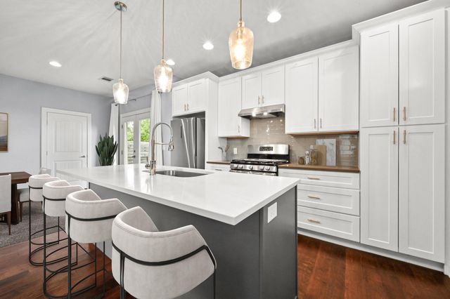 308 Delmar Ave B, Austin, TX 78752