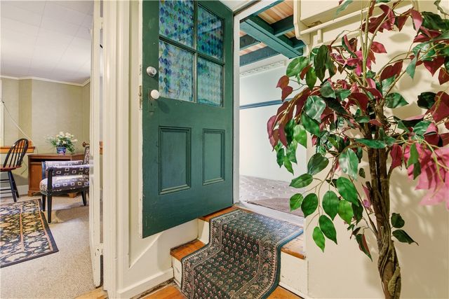 56 Bateman Avenue 1, Newport, RI 02840