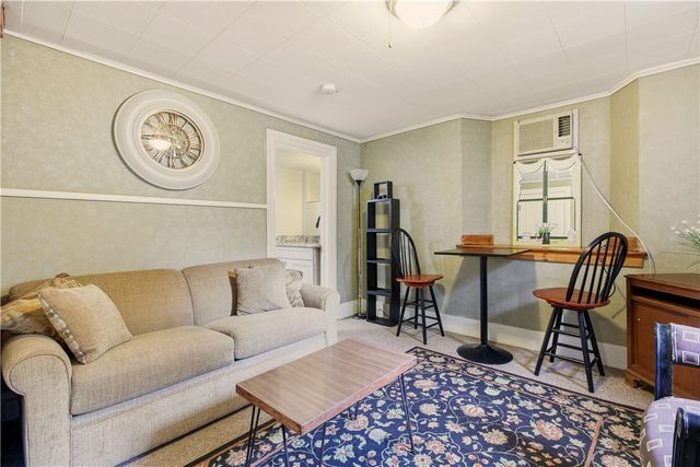 56 Bateman Avenue 1, Newport, RI 02840