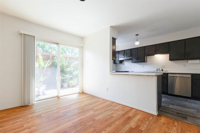 5801 Lumberdale Road 144, Houston, TX 77092