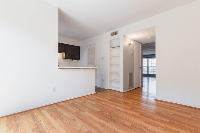5801 Lumberdale Road 144, Houston, TX 77092