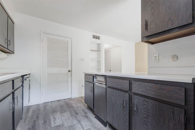 5801 Lumberdale Road 144, Houston, TX 77092
