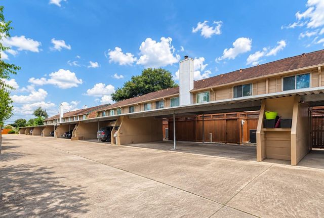5801 Lumberdale Road 144, Houston, TX 77092