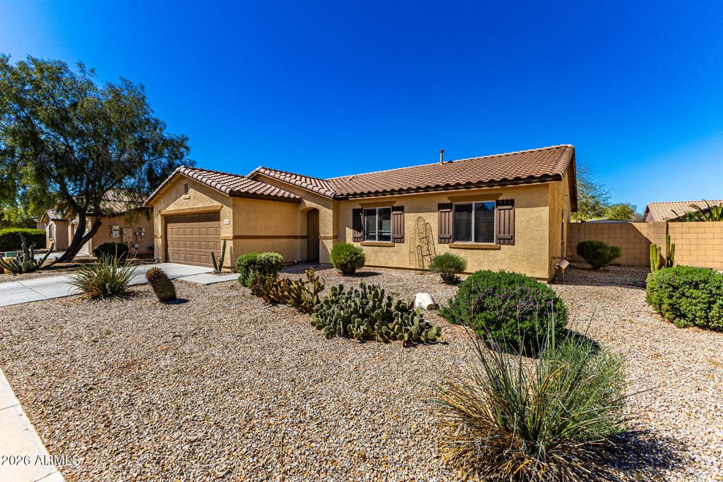 40264 W LOCOCO Street, Maricopa, AZ 85138 — photo 2