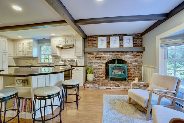 724 Exeter Road, Hampton, NH 03842