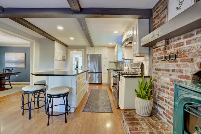 724 Exeter Road, Hampton, NH 03842
