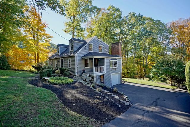 724 Exeter Road, Hampton, NH 03842