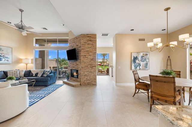 526 Desert Holly Drive, Palm Desert, CA 92211