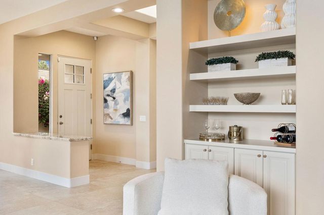 526 Desert Holly Drive, Palm Desert, CA 92211