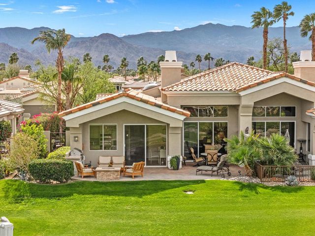 526 Desert Holly Drive, Palm Desert, CA 92211