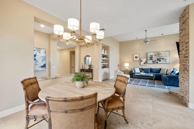 526 Desert Holly Drive, Palm Desert, CA 92211