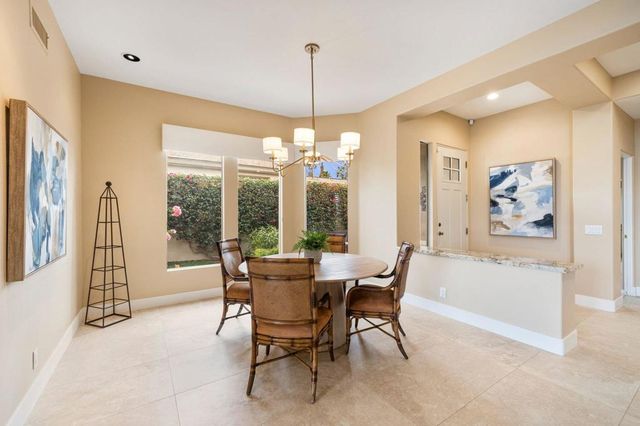 526 Desert Holly Drive, Palm Desert, CA 92211