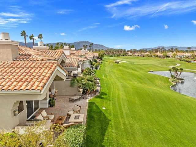 526 Desert Holly Drive, Palm Desert, CA 92211