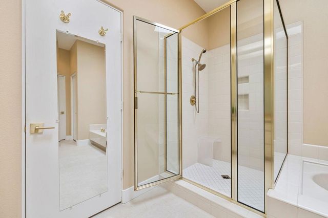 526 Desert Holly Drive, Palm Desert, CA 92211