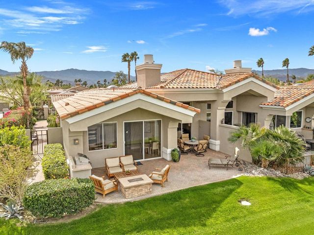 526 Desert Holly Drive, Palm Desert, CA 92211