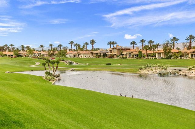 526 Desert Holly Drive, Palm Desert, CA 92211