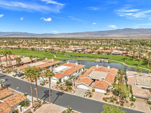 526 Desert Holly Drive, Palm Desert, CA 92211