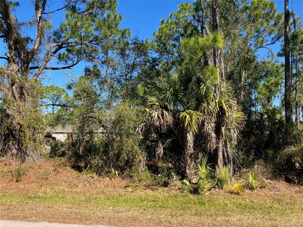 Image 6 of property listing at 26334 EAGER ROAD, Punta Gorda, FL 33955