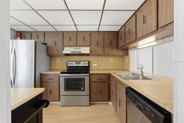 6219 PALMA DEL MAR BOULEVARD S 205, St Petersburg, FL 33715