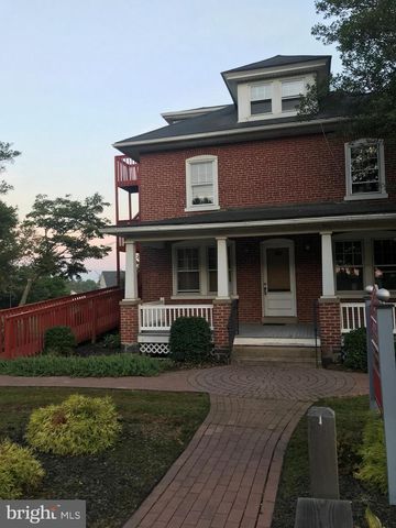 675 HARLEYSVILLE PIKE, Harleysville, PA 19438
