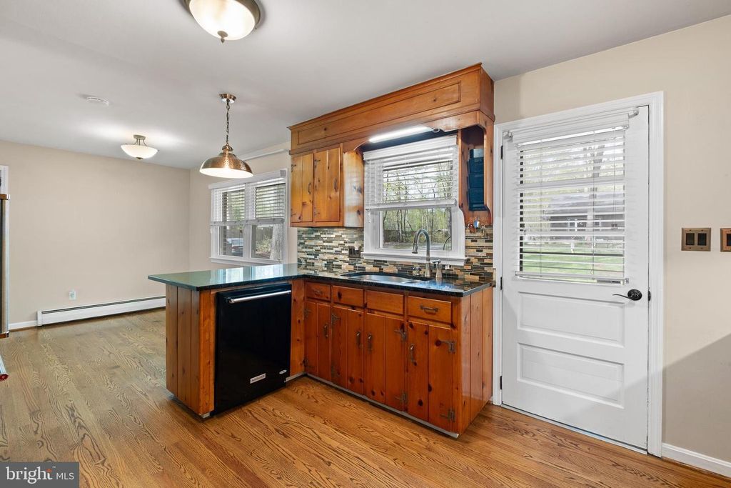 Image 11 of property listing at 2369 TURKEY POINT RD., North East, MD 21901