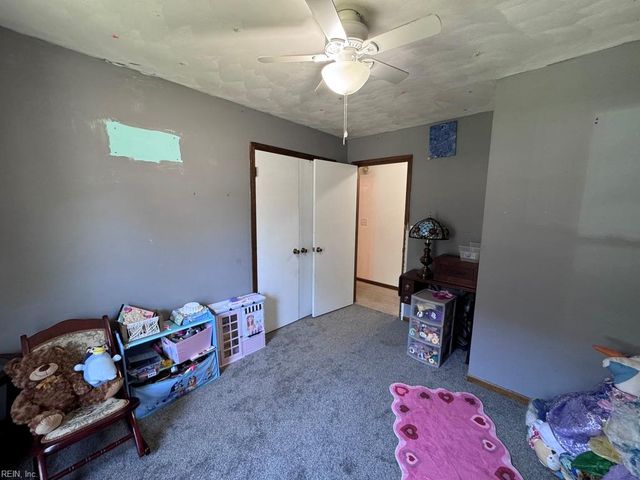 2824 Augusta CIR, Virginia Beach, VA 23453