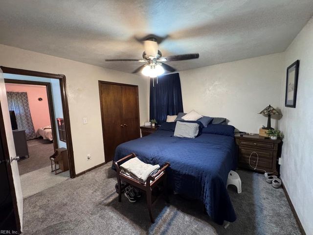 2824 Augusta CIR, Virginia Beach, VA 23453