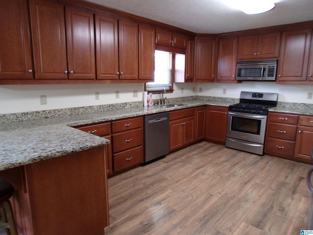 1707 ROUND HILL ROAD, Weaver, AL 36277