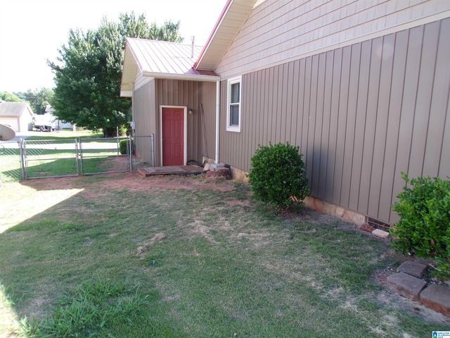 1707 ROUND HILL ROAD, Weaver, AL 36277