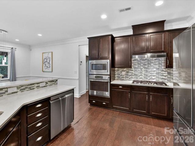 113 Hillandale Road, Charlotte, NC 28270