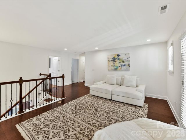 113 Hillandale Road, Charlotte, NC 28270